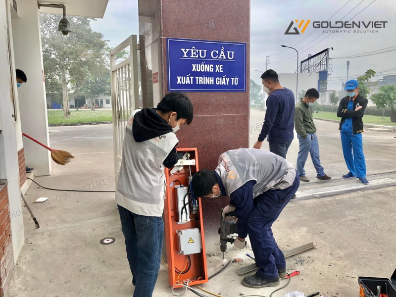 Golden Việt cung cấp và hỗ trợ lắp đặt barie tận nơi