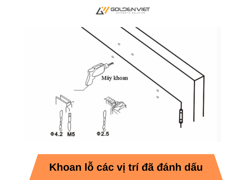 khoan các lỗ đánh dấu vị trí